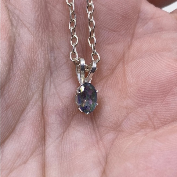 💛 Elegant Silver Mystic Topaz Gemstone Pendant Necklace - Picture 6 of 6
